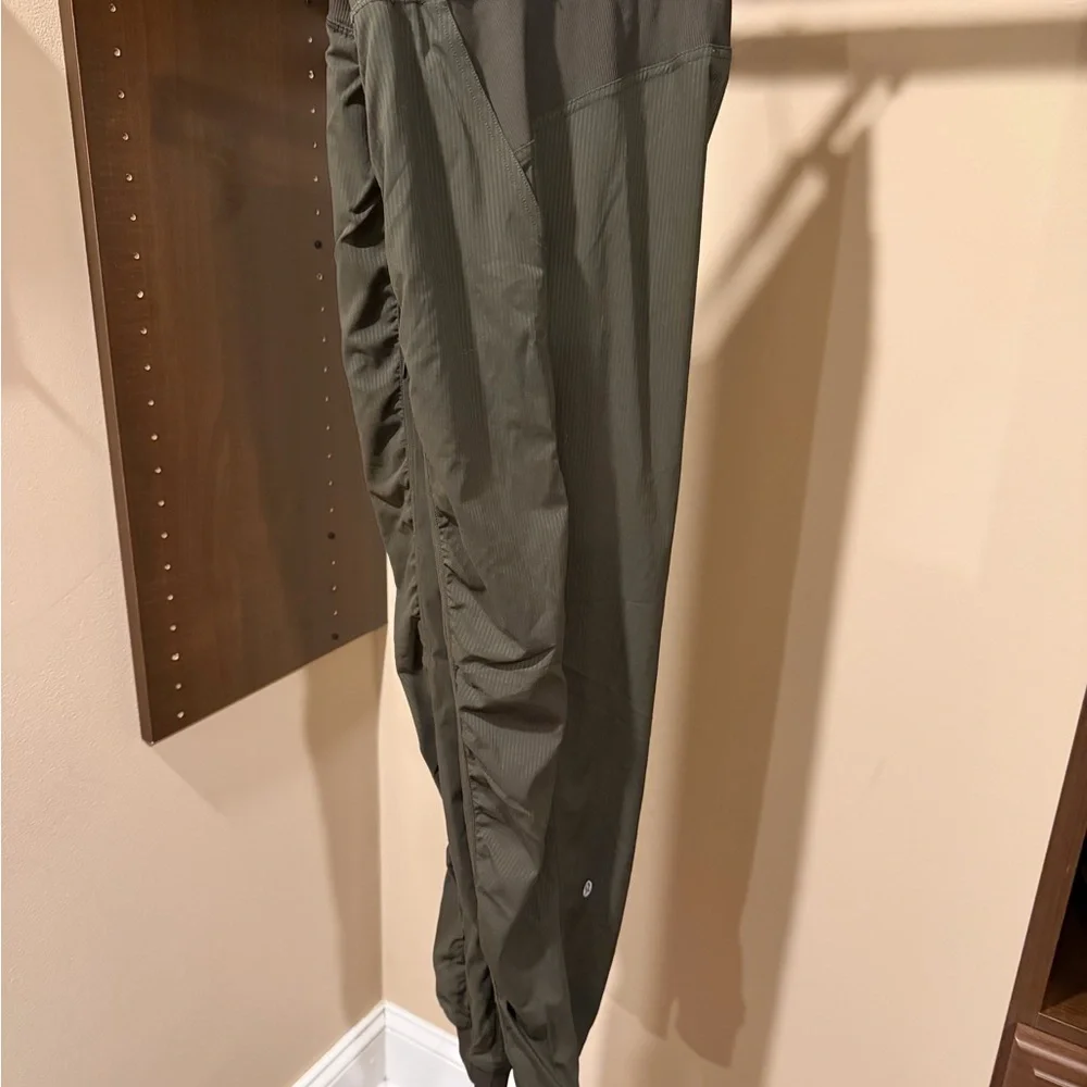 lululemon athletica Olive Green Joggers - Picture 5 of 6